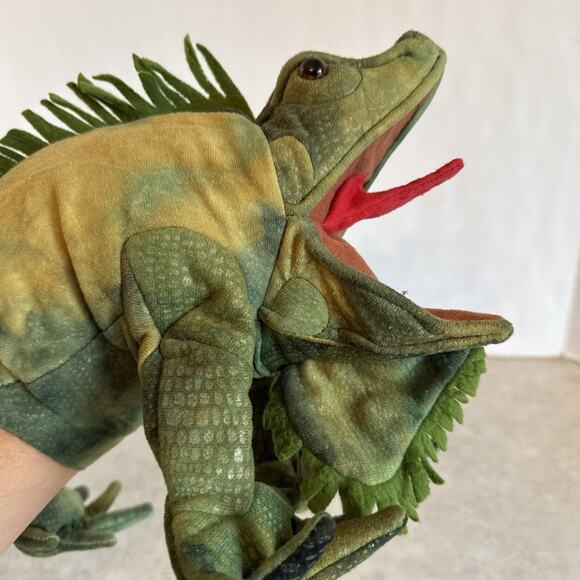 Folkmanis Green Iguana Lizard Puppet Plush 30" Realistic Stuffed Animal Toy Gift - Picture 11 of 16